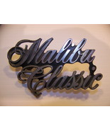 1977 CHEVROLET CHEVY MALIBU CLASSIC EMBLEM OEM #345383 - $825.23 MXN