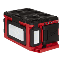 Milwaukee Tool M18 PACKOUT Light/Charger - $8,725.46 MXN