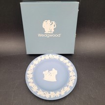 Vintage Wedgwood Blue White Jasperware Round Trinket Pin Dish Angel Cherub - £9.48 GBP