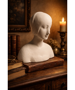 Italian Renaissance Bust of a Woman - Francesco Laurana Reproduction - $147.00
