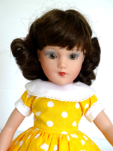 Modern Tagged 13&quot; Mary Hoyer Brunette in Yellow Dot Dress Green Eyes - £86.91 GBP