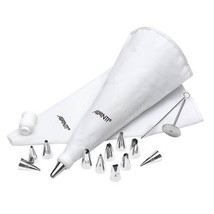 Avanti Icing Set - set of 18 - $47.57