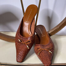 Italian Casedei Woven Brown Leather Mules Kitten Heels Italian Designer ... - $372.59