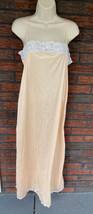 Vintage Nylon Nightgown Medium Spaghetti Strap Lace Detail Hem Sleep *St... - $1.90
