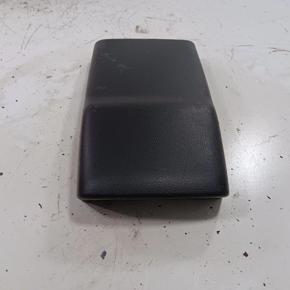 Hyundai Elantra Center Console Rear End Cap Trim Cover  2017 2016 2015 2... - $43.94