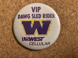 Vintage UW Huskies Dawg Sled Rider US West Cellular Seattle Pinback Pin ... - €8,43 EUR