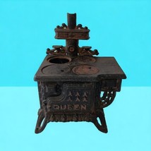 Queen Cast Iron Stove Miniature Toy Salesman Sample Diorama Vintage Dollhouse  - £31.28 GBP