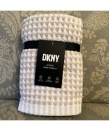 DKNY Polka Dot Gingham Check Beige White Hand Towels Set 2 ~New ~ - $553.71 MXN