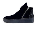 Eric Michael Anabella Black - €118,98 EUR