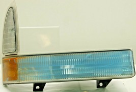 NEW 99-04 Ford F250 F350 SD Front Signal Lamp RH Driver OEM 2322 - £55.52 GBP