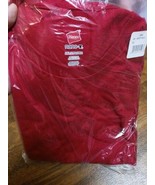 Hanes Adult Perfect-T Long-Sleeve (Red T-Shirt) - $244.42 MXN