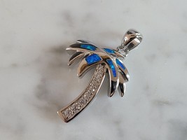 Womens Sterling Silver Blue Opal Beach Palm Tree Pendant 3.2g E6300 - £35.78 GBP