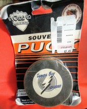 NHL Tampa Bay Lightning In Glas Co Souvenir Puck On Card - $52.00