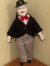 Vintage Oliver Hardy 20” (Laurel &amp; Hardy) Porcelain Doll Figure w/Felt C... - $312.44 MXN