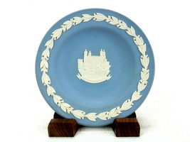 Wedgwood 4.5&quot; Plate, Trinket/Pin Dish. Tower of London, Blue Jasperware, 1950s - £19.22 GBP