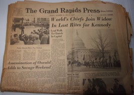 The Grand Rapids Press MI Worlds Chiefs Join Widow Last Rites For Kenned... - $7.99