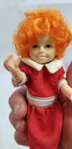 Little Orphan ANNIE DOLL 6&quot; Tall - The World of Annie 1982 Knickerbocker toys - £14.27 GBP
