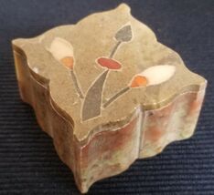 Mini Stone Jewelry Trinket Box Floral Design with Removable Lid Made in ... - $4.94