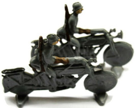 Vintage Small Lead Die Cast World War I or II Motorcycle Military Toy Pair - £54.33 GBP