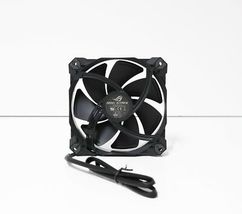ASUS ROG Strix XF 120 Whisper-Quiet PWM Fan XF120A1 (very good) image 4