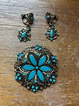 Demi Lacey Goldtone w Turquoise Enamel Flower &amp; Tiny Beads Brooch Pin &amp; Dangle - £9.01 GBP