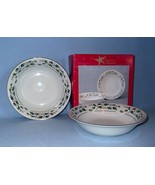 Cambridge Holly Traditions 2 Round Vegetable Serving Bowls 9&quot; NIB - $25.87 CAD