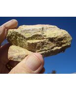 COFFINITE URANIUM ROCK 10.9 OZ 49,300. CPM  JURASSIC CANYON  $43.00 +$12... - $43.00