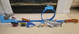 19PC Lot Shark Toys Adventure Force Playsets Hand Puppet Vehicles Read! - $16.82