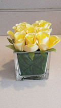 Beautiful Artificial Table Top Decor Yellow Rose Buds In A Square Glass Vase - £24.07 GBP