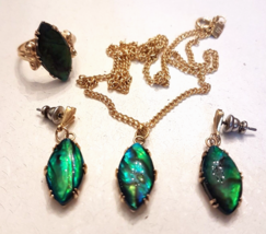Merlite Paua Abalone Shell Jewelry Set Necklace Ring sz 6 Earrings VTG 3 pc LOT - £37.49 GBP