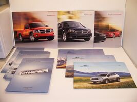 2008 AVENGER CHARGER MAGNUM DAKOTA 300 PT JEEP PATRIOT SALES BROCHURES (10) - $836.79 MXN 2008 AVENGER CHARGER MAGNUM DAKOTA 300 PT JEEP PATRIOT SALES BROCHURES (10) - $836.79 MXN