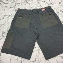 Men&#39;s Phat Farm Dark Grey Casual Cargo Shorts NWT - £51.60 GBP