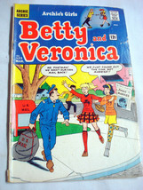 Archie&#39;s Girls Betty and Veronica #123 1966 Fair+ PIn-Ups Jingo Marries Cover - £7.85 GBP