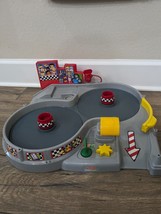 Fisher Price Little People Spin &amp; Crash Raceway motorized race track FOR PARTS - £43.00 GBP