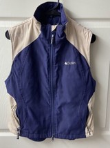 Dublin Womens Size Medium Cream and Blue Insulated Vest Zipped Pockets - $18.95