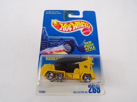 Van / Sports Car / Hot Wheels Oshkosh Cement Mixer #12362#H29 - £11.00 GBP