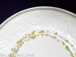 Wedgwood Patrician pattern &quot;Golden Ivy&quot; dinner plate, gorgeous! 10 1/2&quot; ... - £27.09 GBP
