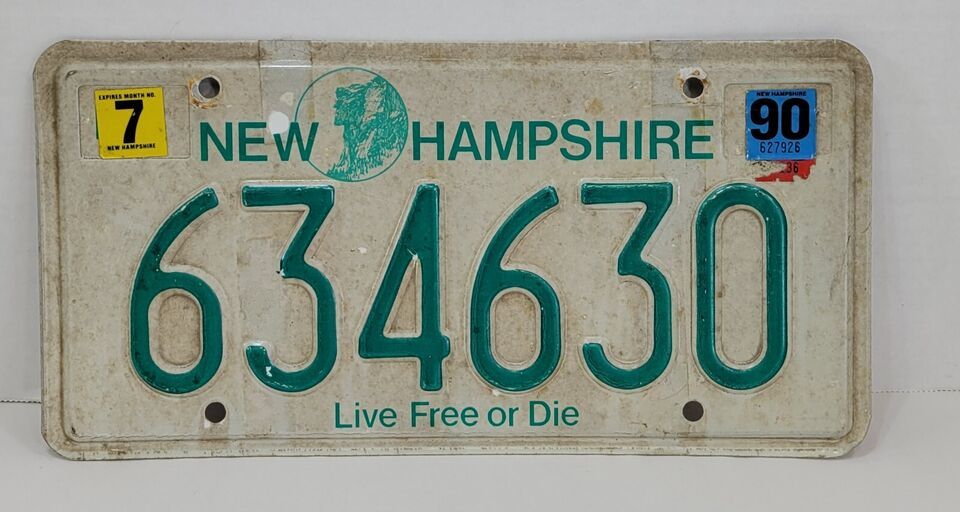 1990 NH New Hampshire Green White License Plate 634630 Live Free Or Die ... - $4.95