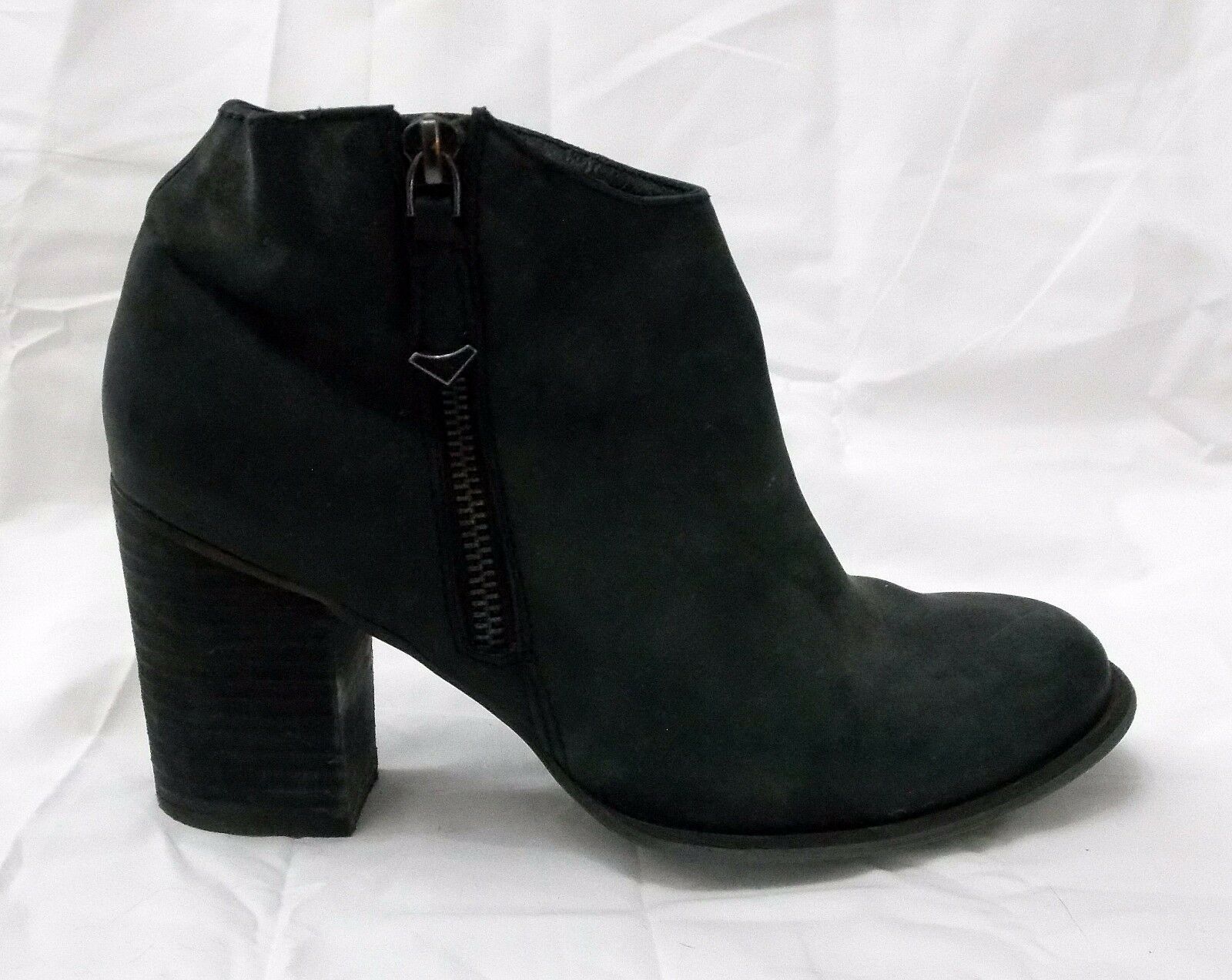 Primary image for Aldo Ankle Booties Nubuck Suede Chunky Heel Boot Bootie Black size 8