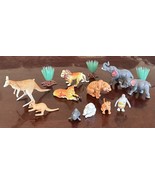 14 Vintage Small Plastics Zoo Animals Shrubs Made In Hong Kong Toys - $36.40 CAD