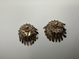 Vintage Gold Dangle Flower Earrings 4.2cm - $23.56