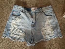 Women&#39;s Hot Kiss Cici Cutoff Faded Jean Diem Short Shorts Distressed  Sz... - £14.69 GBP