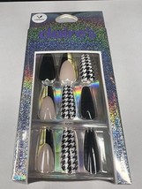 24pc Claire&#39;s Fake False Press On Nails Glue On Vegan Houndstooth Coffin - $187.39 MXN