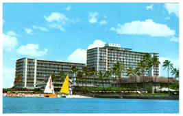 Reef Hotel Waikiki Hawaii Postcard Posted 1979 - £20.06 GBP