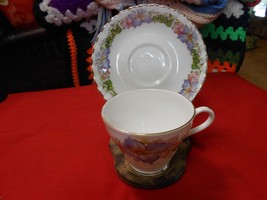 Beautiful Collectible ROYAL IMPERIAL Fine China CUP AND SAUCER with Stand - £7.95 GBP
