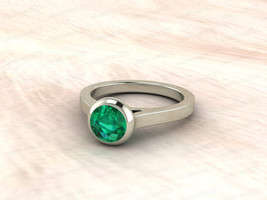 Natural Green Emerald Round Gemstone Sterling Silver Women Handmade Ring Jewelry - £41.92 GBP