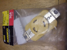 Marinco 305CRR 30 A 125 V 2 Pole 3-Wire Yellow Locking Dock Side Receptacle - £23.32 GBP