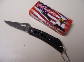 Frost Mini Eagle Eye Knife Keychain #18-133B 2.5 In Steel Blade - £5.58 GBP