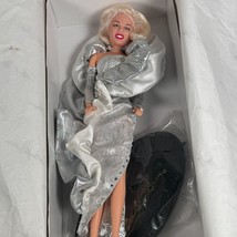 Marilyn Monroe Doll Limited Edition 1993 DSI #7407 NIB with Wear - Read Desc. - £16.23 GBP