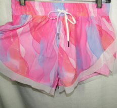 Women&#39;s Medium, Halara Pink Multi Wave Print Mesh Trim 2-in-1  Shorts - $12.99